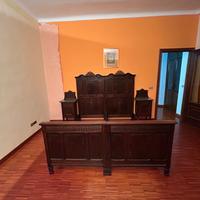 Camera da letto inizio 900 in noce restaurata