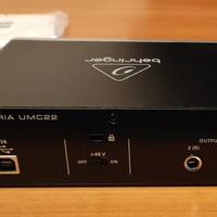 MICROFONO RODE NT1 A E SCHEDA AUDIO BEHRINGER 