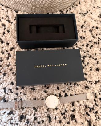 OROLOGIO DANIEL WELLINGTON SILVER 28mm