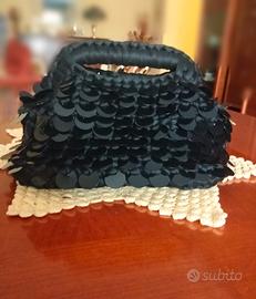 Clutch Pochette in fettuccia con paillettes 