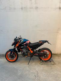 Ktm duke 890r