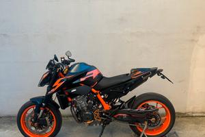 Ktm duke 890r