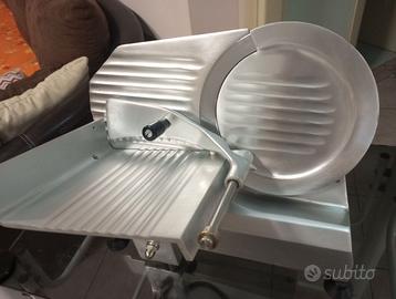 Affettatrice piccola