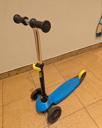 Monopattino decathlon a tre ruote