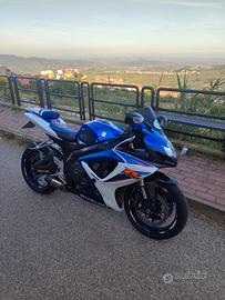 Suzuki gsxr 600 k7