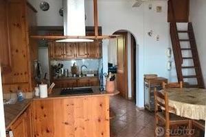 Villetta a schiera nel consorzio Tirrenella