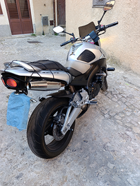 Suzuki GSR 600