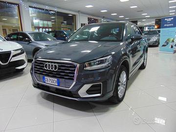 AUDI Q2 35 TDI S tronic Business