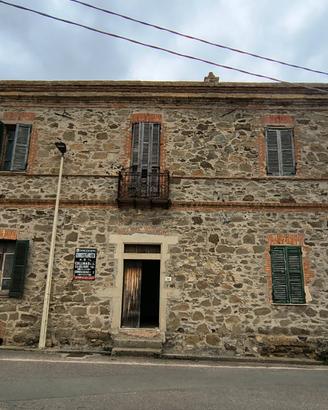 Casa Padronale con Giardino