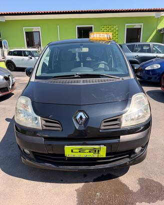 Renault Modus Grand 1.2 benzina Dynamique 150.000 