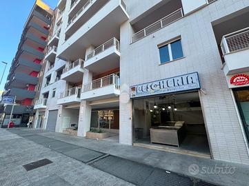 NEGOZIO A BARI