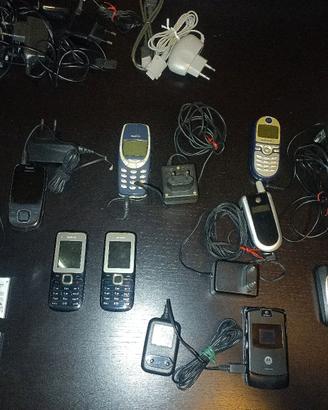 Cellulari e batterie vintage 