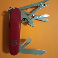 victorinox deluxe tinker coltellini e multitool