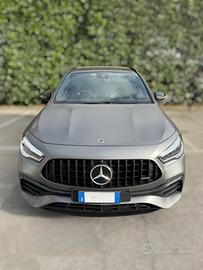 Mercedes GLA 45S AMG 4matic+ grigio opaco full
