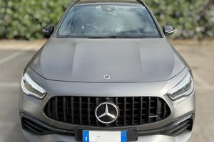 Mercedes GLA 45S AMG 4matic+ grigio opaco full