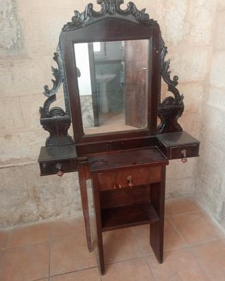 specchio a muro con cassetti  per ingresso 