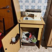 Mobiletto macchina da cucire Singer