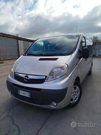 Opel Vivaro 9 posti
