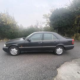 Mercedes Benz C-180 elegance