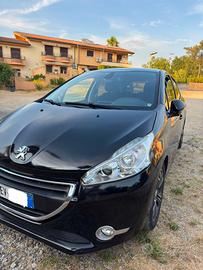 Peugeot 208 1.6 e-HDi 92 CV Allure 2014