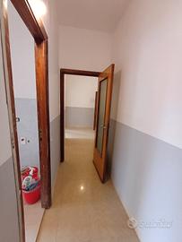 Via dei Colombi ufficio 4 camere+bagno nuovo+sala