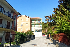 Trilocale e box auto in via Cavour 21-Carcare