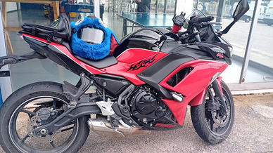 Kawasaki ninja 650 40th anniversario (2024)