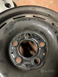 Cerchi e borchie Classe A del 99