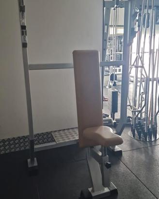 Attrezzo per palestra