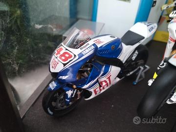 Moto LORENZO 