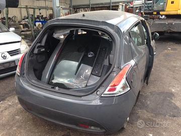 LANCIA Ypsilon an2015 875b met 62,50kw 312a2000