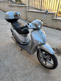 Motorino Piaggio Liberty 50