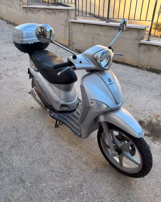 Motorino Piaggio Liberty 50