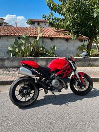 Ducati Monster 796 Depo