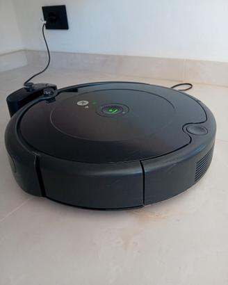 iRobot Roomba aspirapolvere 692