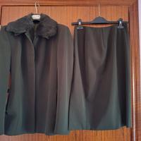 Tailleur verde scuro collo in pelliccia staccabile