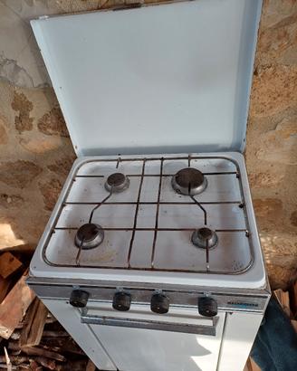 cucina gas 4 fuochi