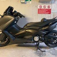 T max 530 abs 2014 black