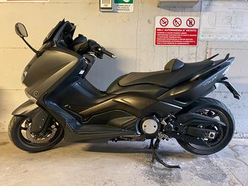 T max 530 abs 2014 black
