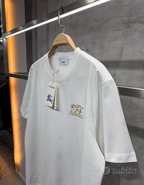T-shirt Burberry bianca e nera