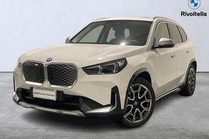 BMW iX1 30 xdrive X-Line