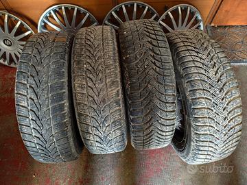 Cerchi e gomme  Suzuki Baleno 2019 con copricerchi