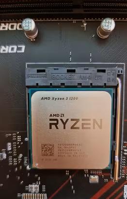 RYZEN 3 1200