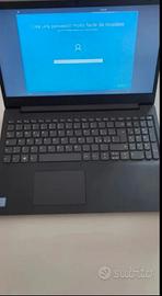 Portatile Lenovo V15