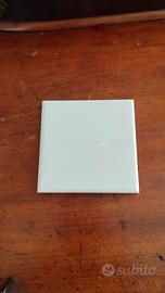 Mattonelle smaltate bianche 10x10