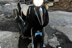 Piaggio Beverly Cruiser 500