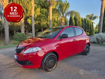 LANCIA YPSILON 1.0 BENZINA E HYBRID VERS.BI-COLOR 
