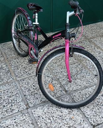 Bicicletta da bambina della Btwin