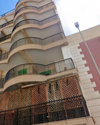 Appartamento trivani terrazzato - centro Molfetta