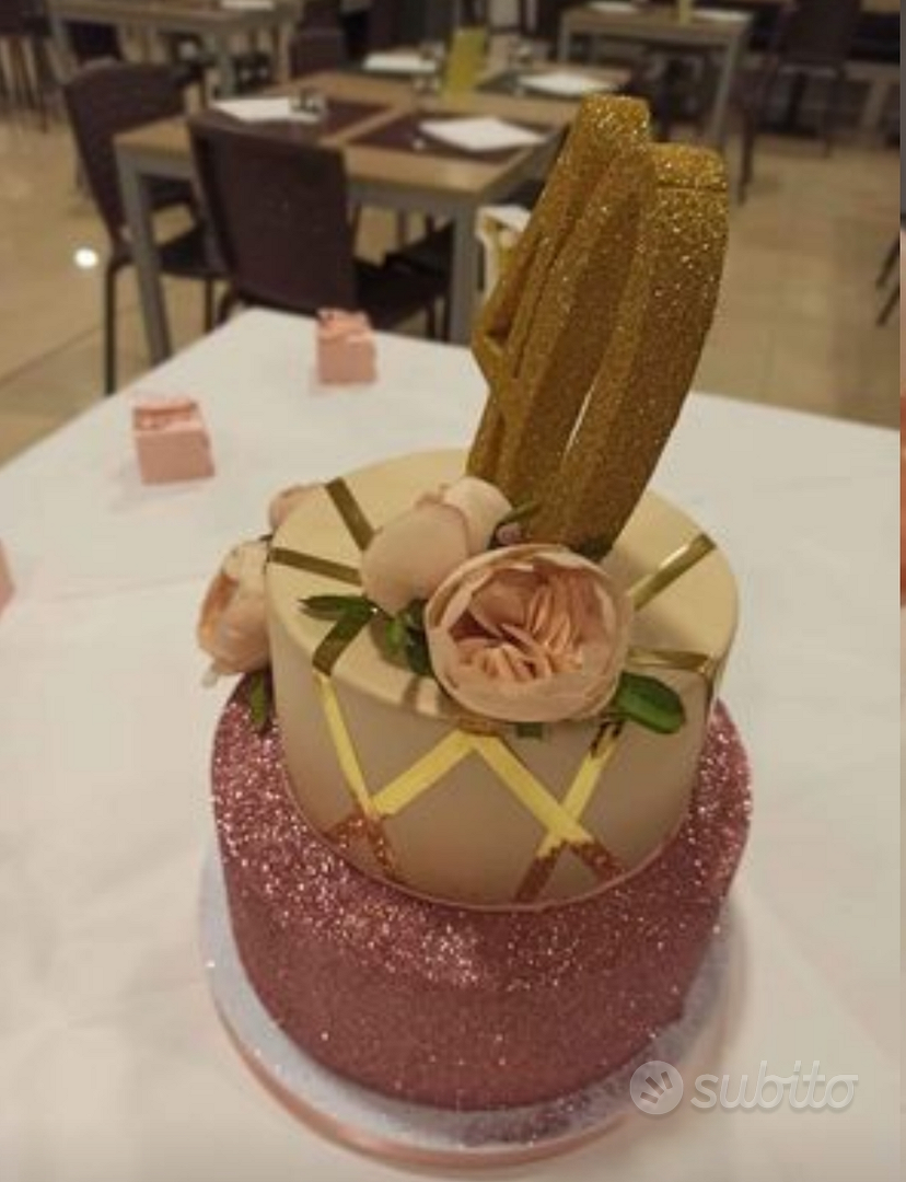 Torta finta compleanno Rose Gold 40 anni - Arredamento e Casalinghi In  vendita a Ragusa